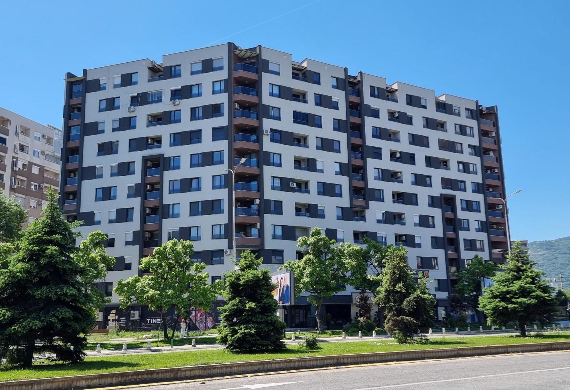 Modern & Trendy Apartment Skopje Bagian luar foto