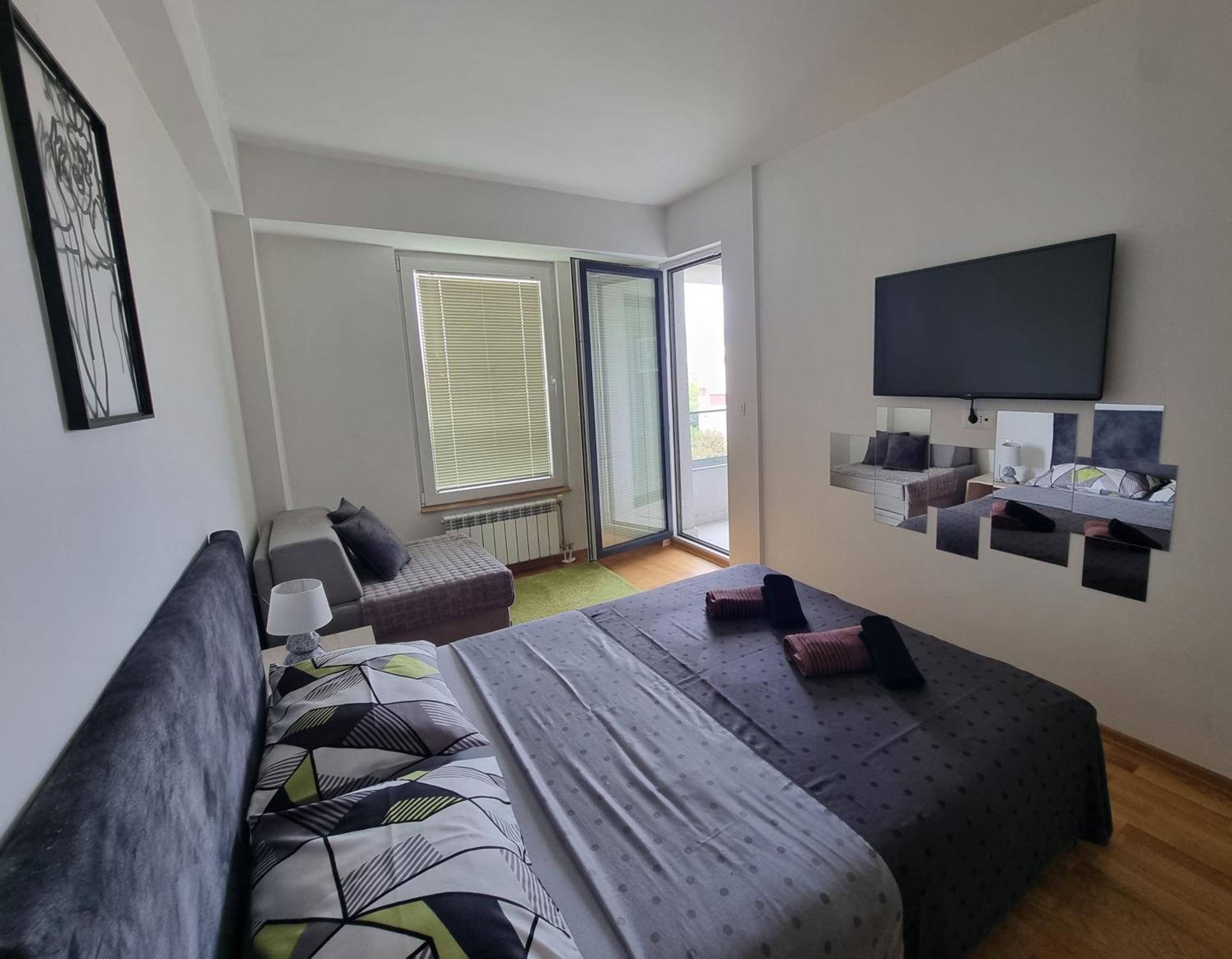 Modern & Trendy Apartment Skopje Bagian luar foto